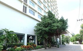 The Dynasty Hotel Bangkok